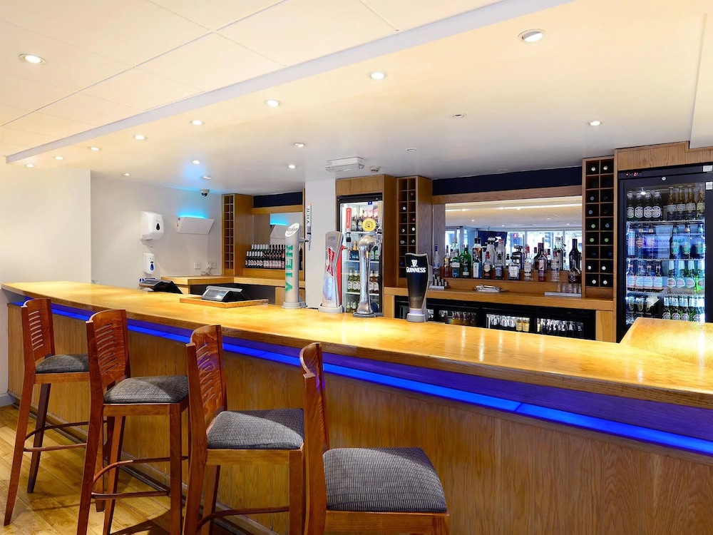 Travelodge London Kings Cross Royal Scott 24/40