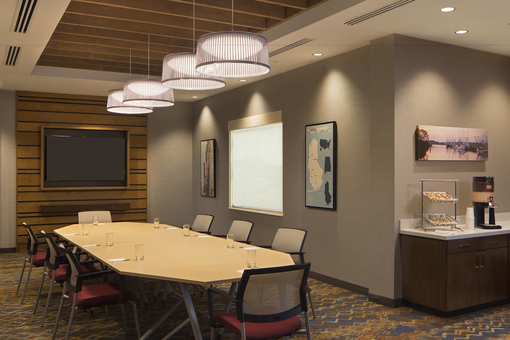 Towneplace Suites By Marriott Foley At Owa 24/24