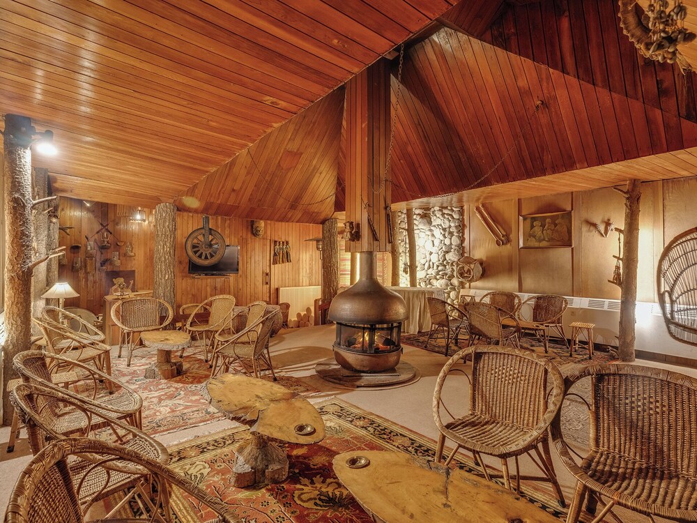 PAHALGAM HOTEL 26/39