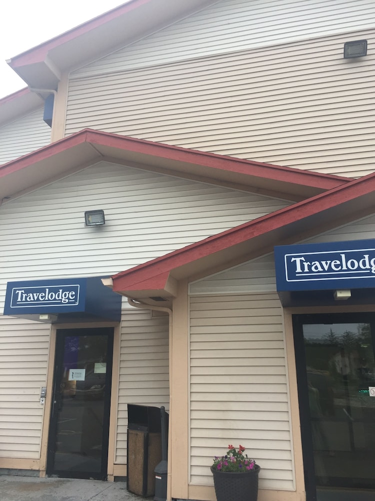 Travelodge By Wyndham Battle Creek 1/18