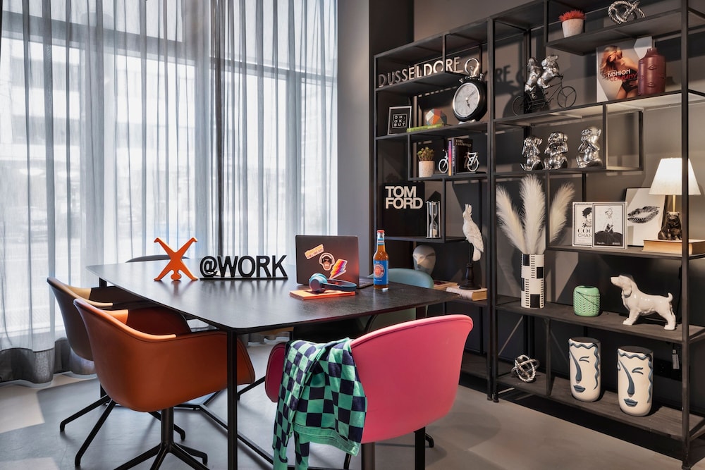 Moxy Duesseldorf City 42/50