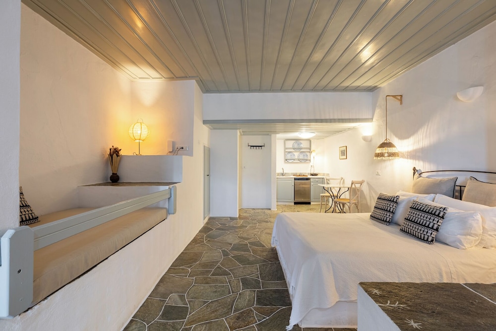Suite, Apartment, Queen and Twin Beds، Lighthouse Hotel 2/10