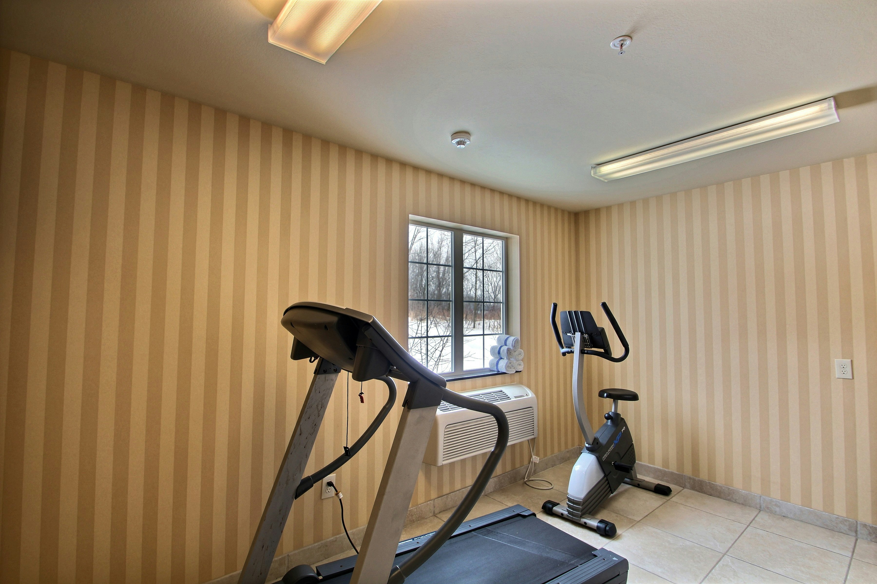 Cobblestone Inn & Suites -- Brillion, WI 26/40