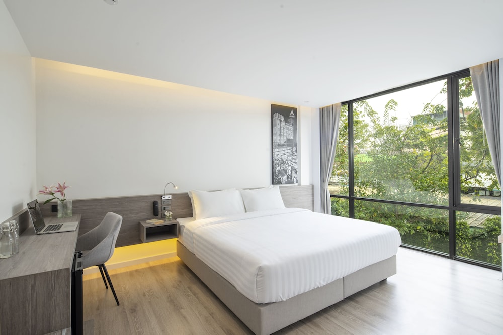 Amarin Hotel Rama 8 22/50