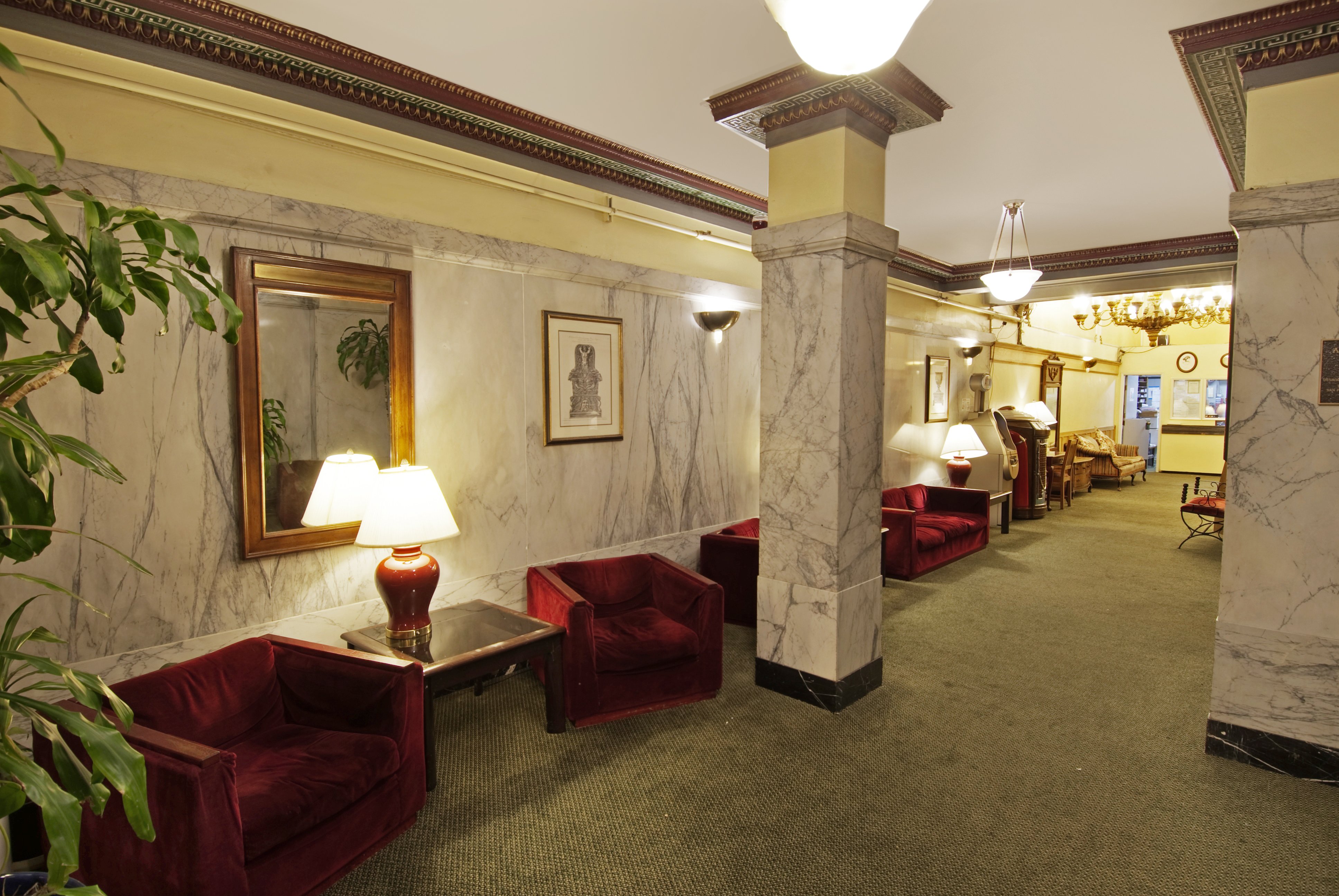 Aida Plaza Hotel 24/30