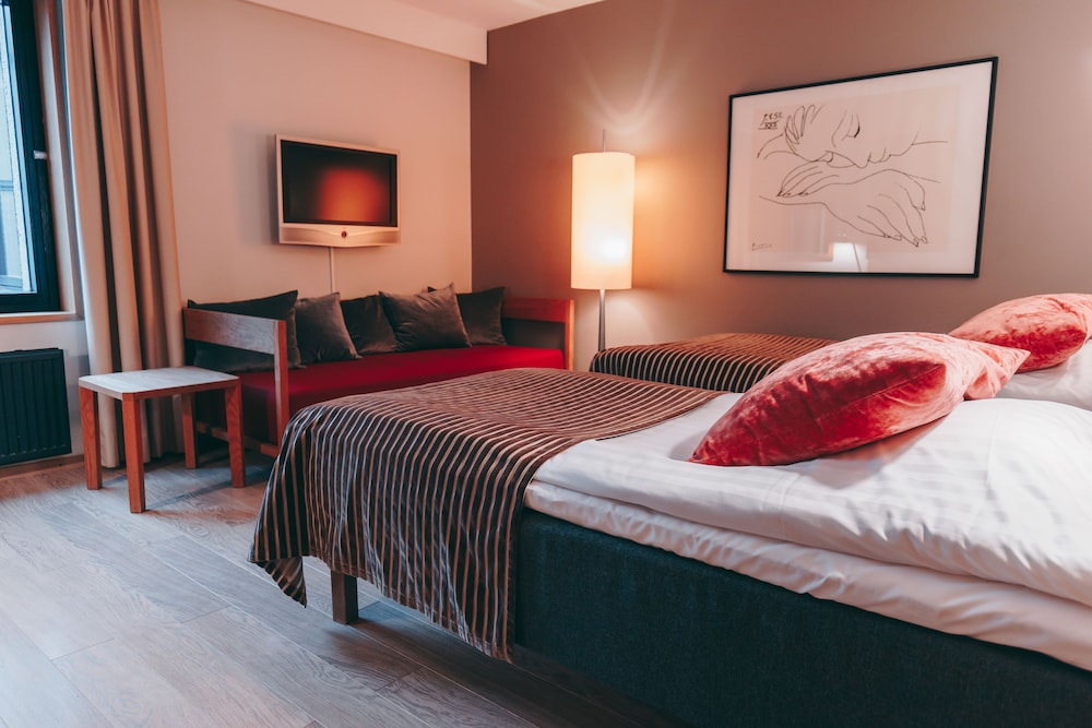Centro Hotel 14/53