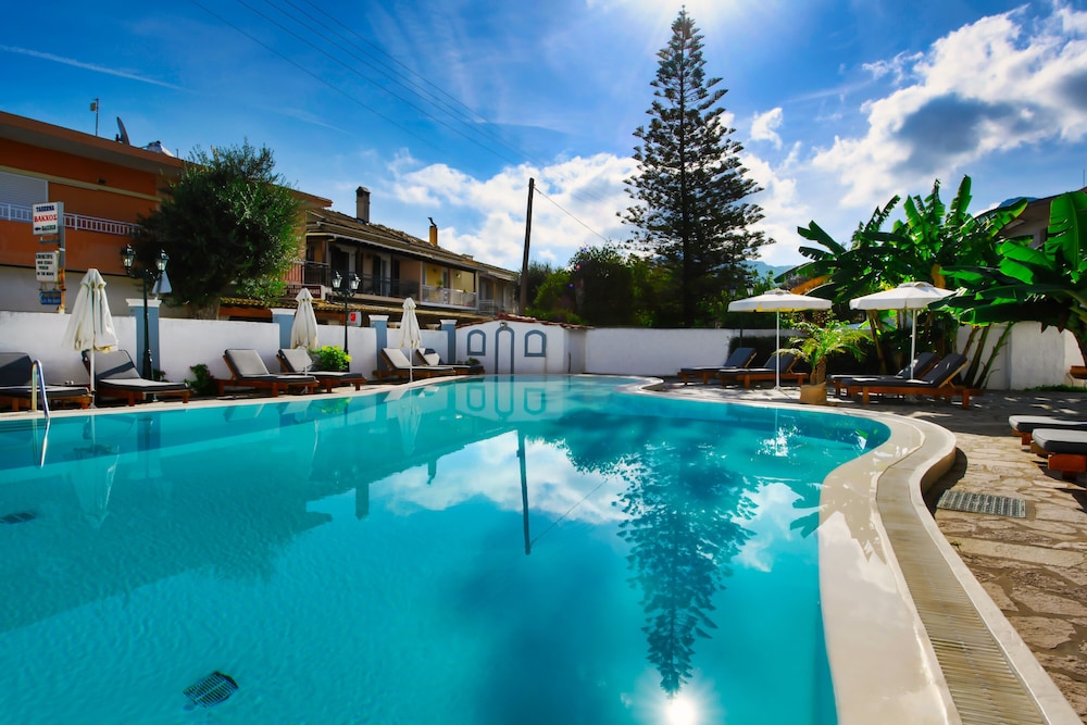 Aquarius Beach Aparthotel 40/69