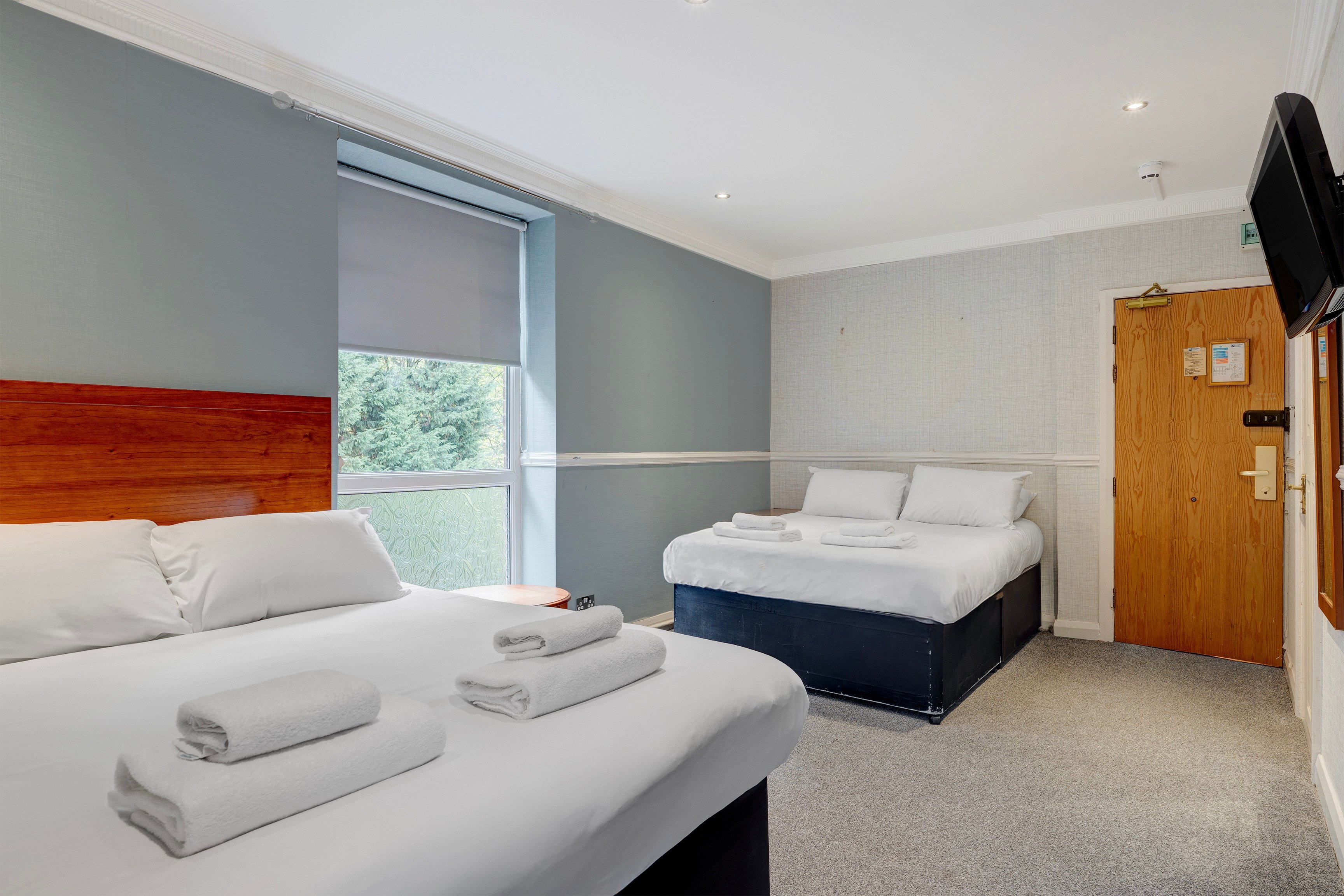 Liverpool Aigburth Sefton Park Hotel By Belvilla 10/50