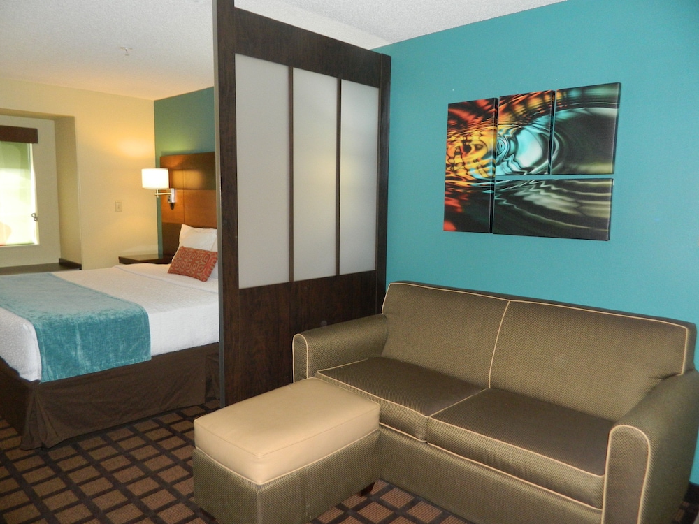 Best Western Plus Harrisburg Mechanicsburg 16/36