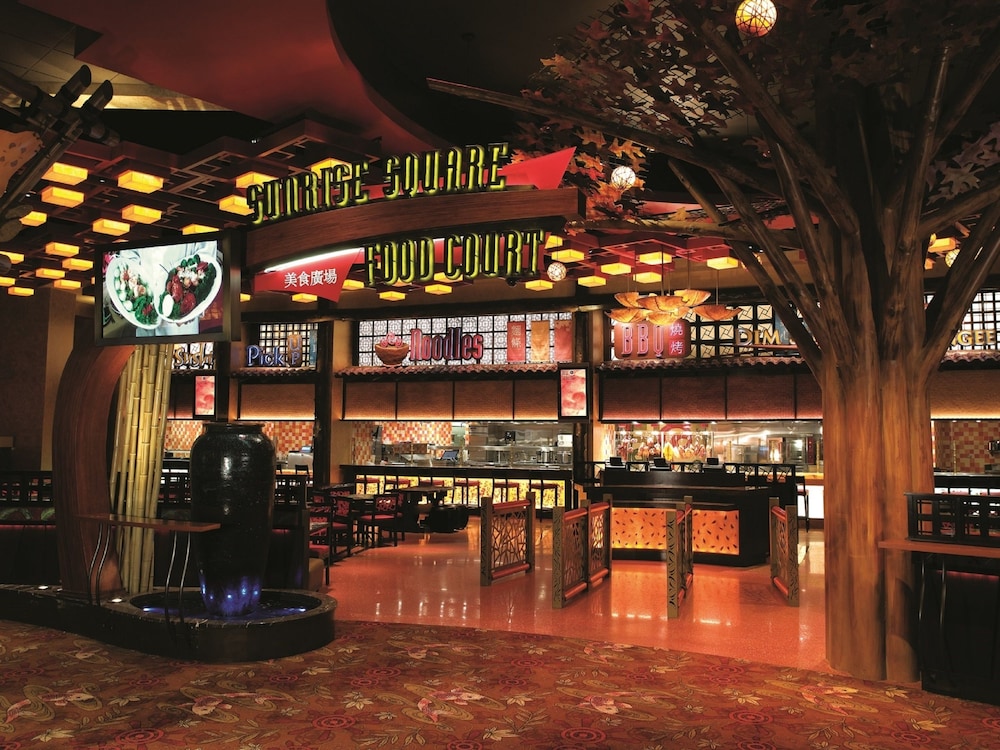 Mohegan Sun 3/51