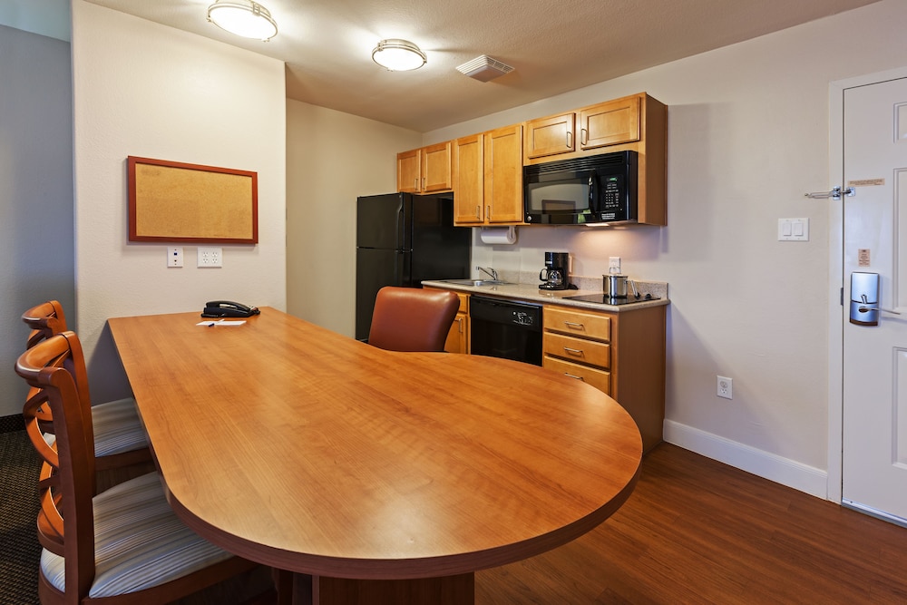 Candlewood Suites Hotel Texas City 44/53