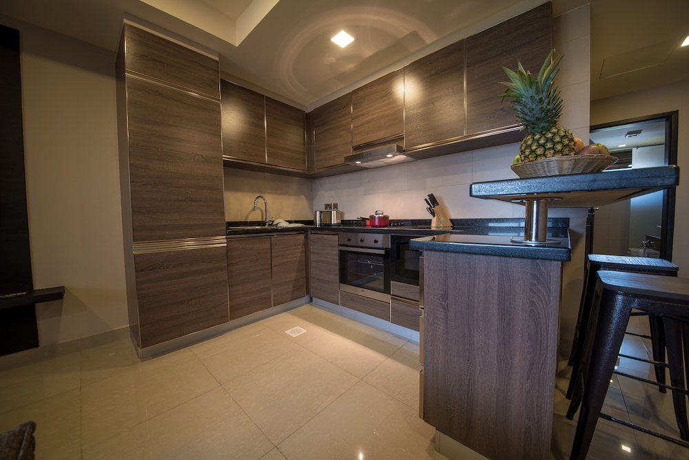 Kitante Apartments 7/50