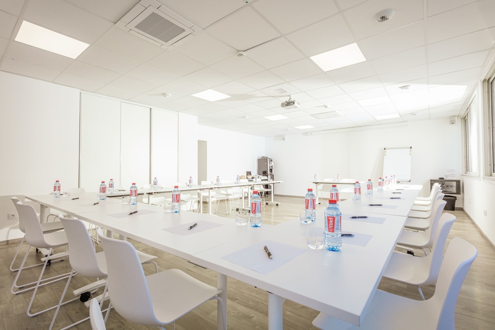 Operalia Hotel les Pins 47/49