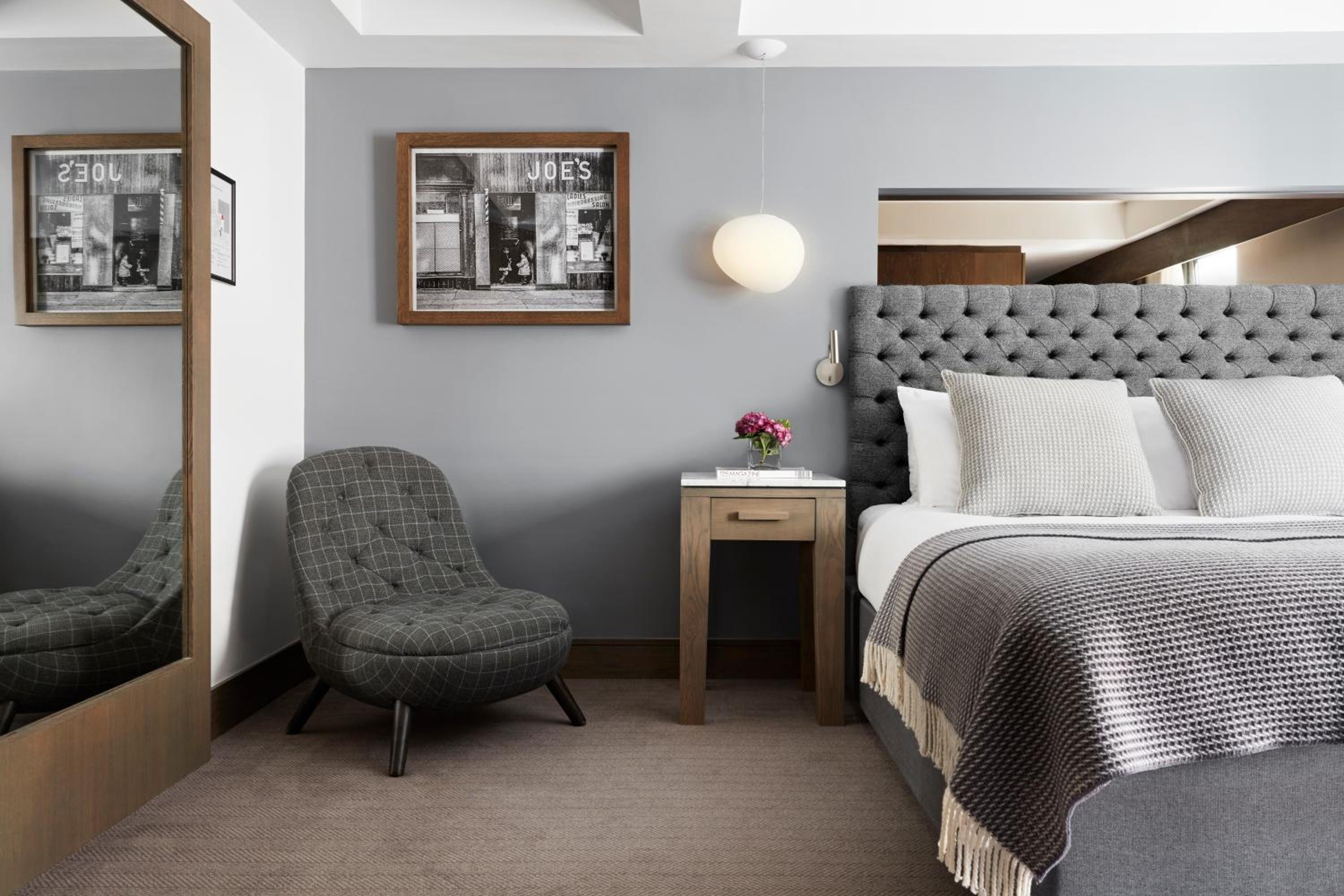 Essential, Twin Beds