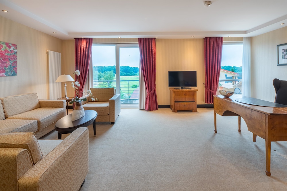 Best Western Premier Castanea Resort Hotel 35/48