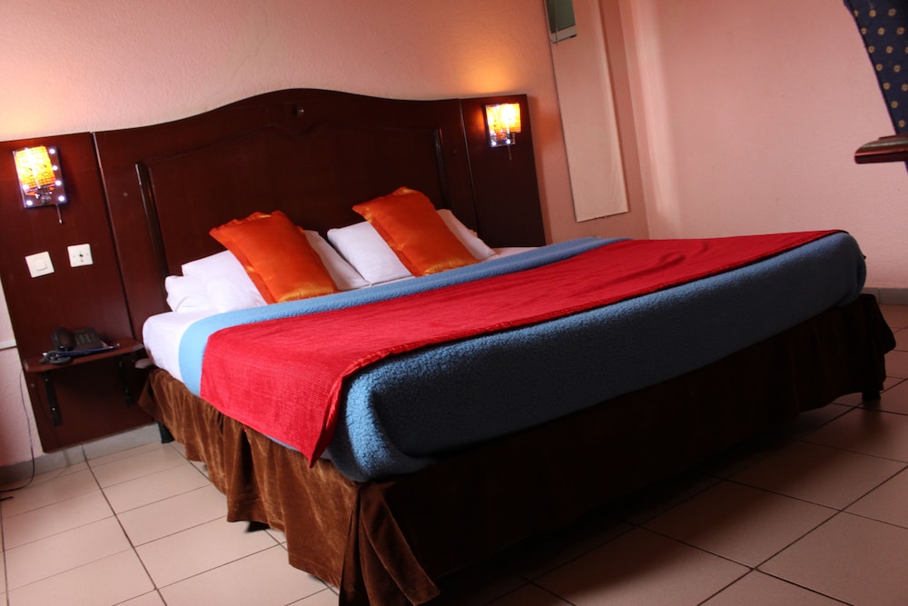 Tou'Ngou Hotel 20/50