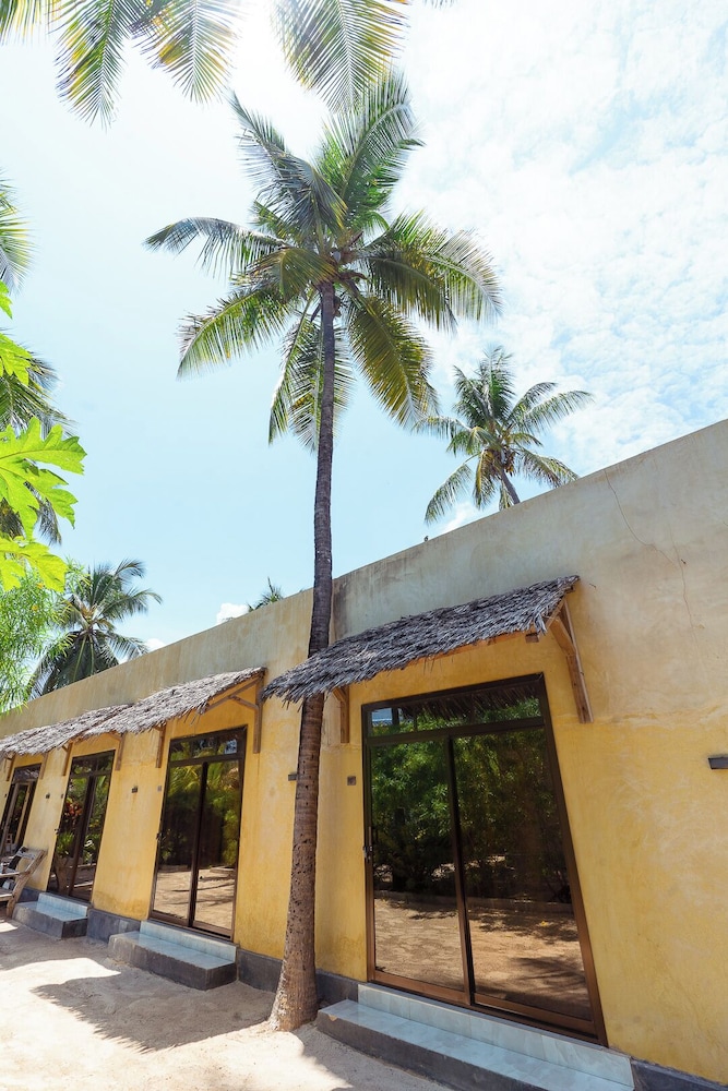 Jambo Resort by Mambo Hotels 2/50