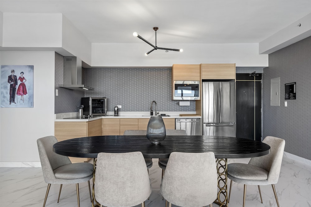 Don Rafa Boutique Hotel & Residences 30/50