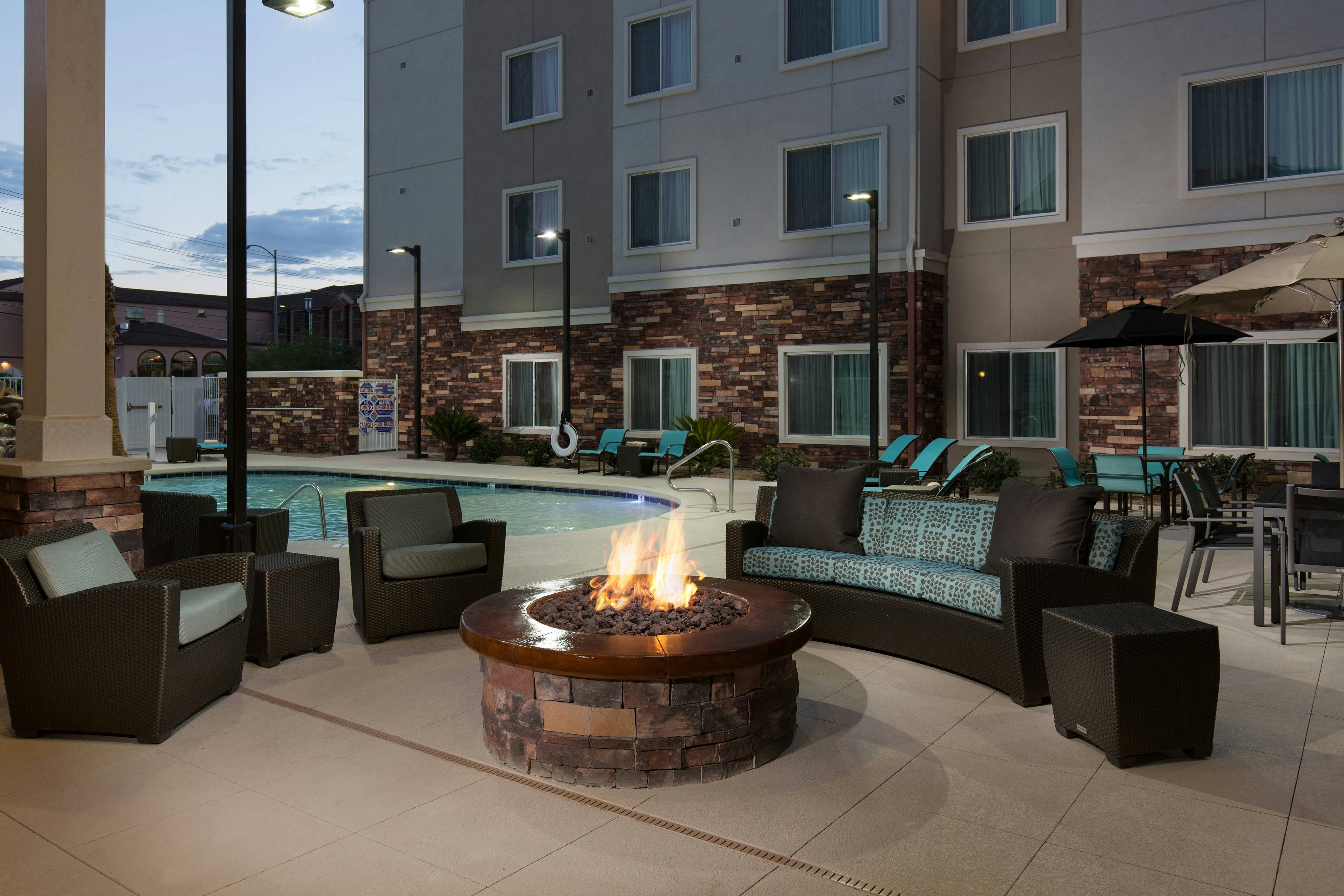 RESIDENCE INN LAS VEGAS AIRPORT 2/3
