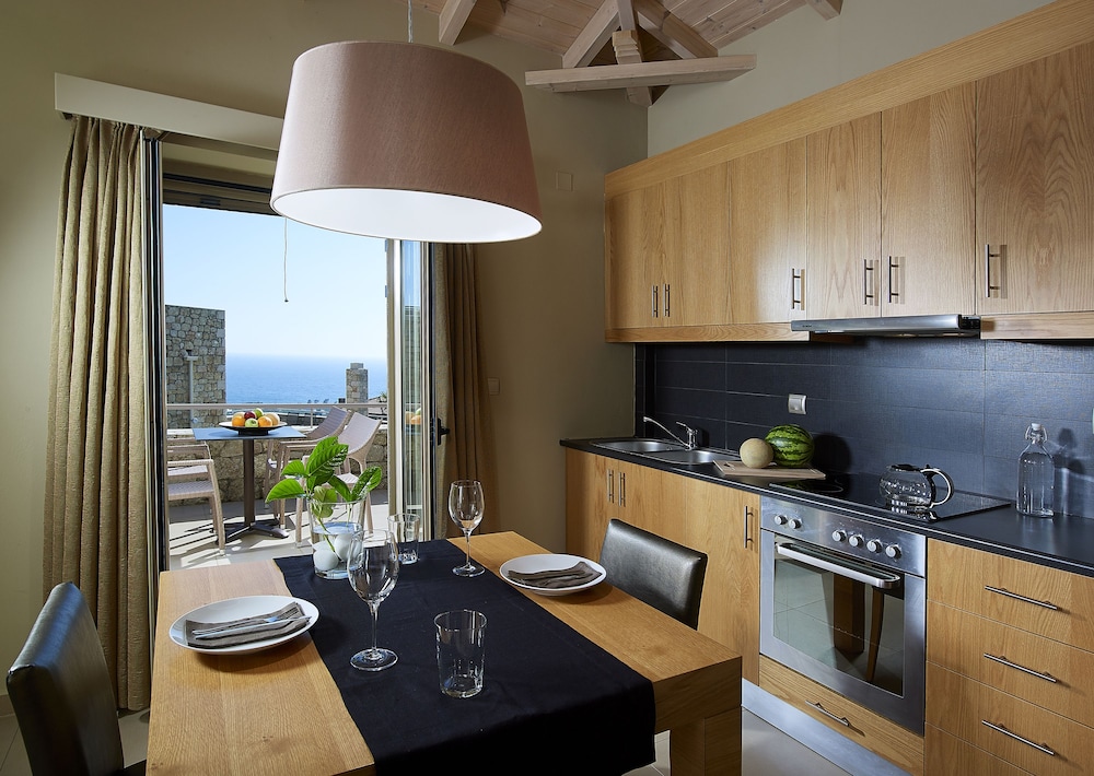 Anaxo Resort 45/69