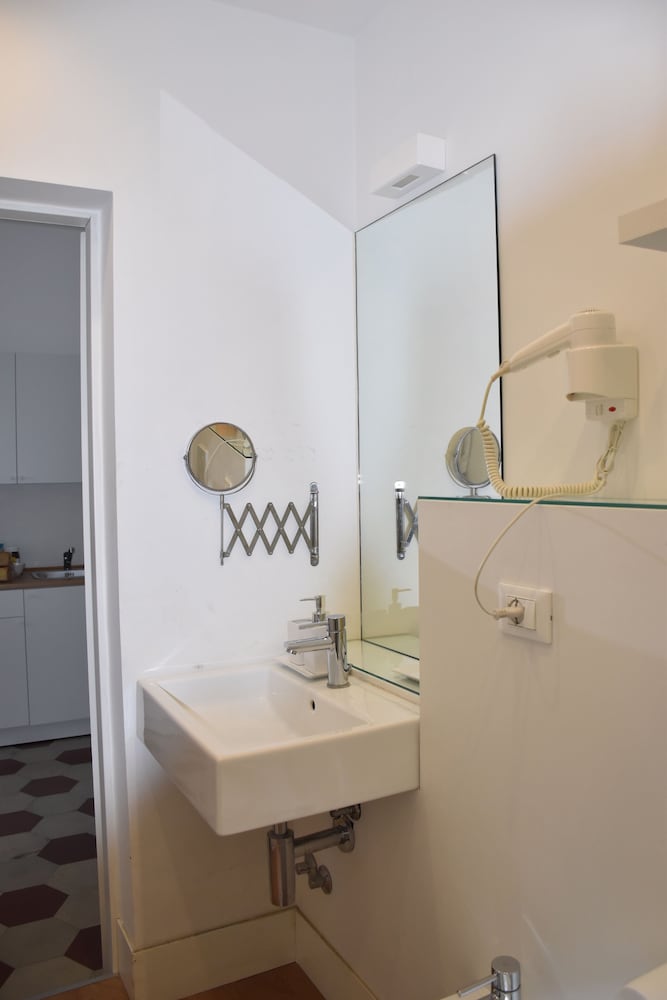Rhegion B&B 38/40