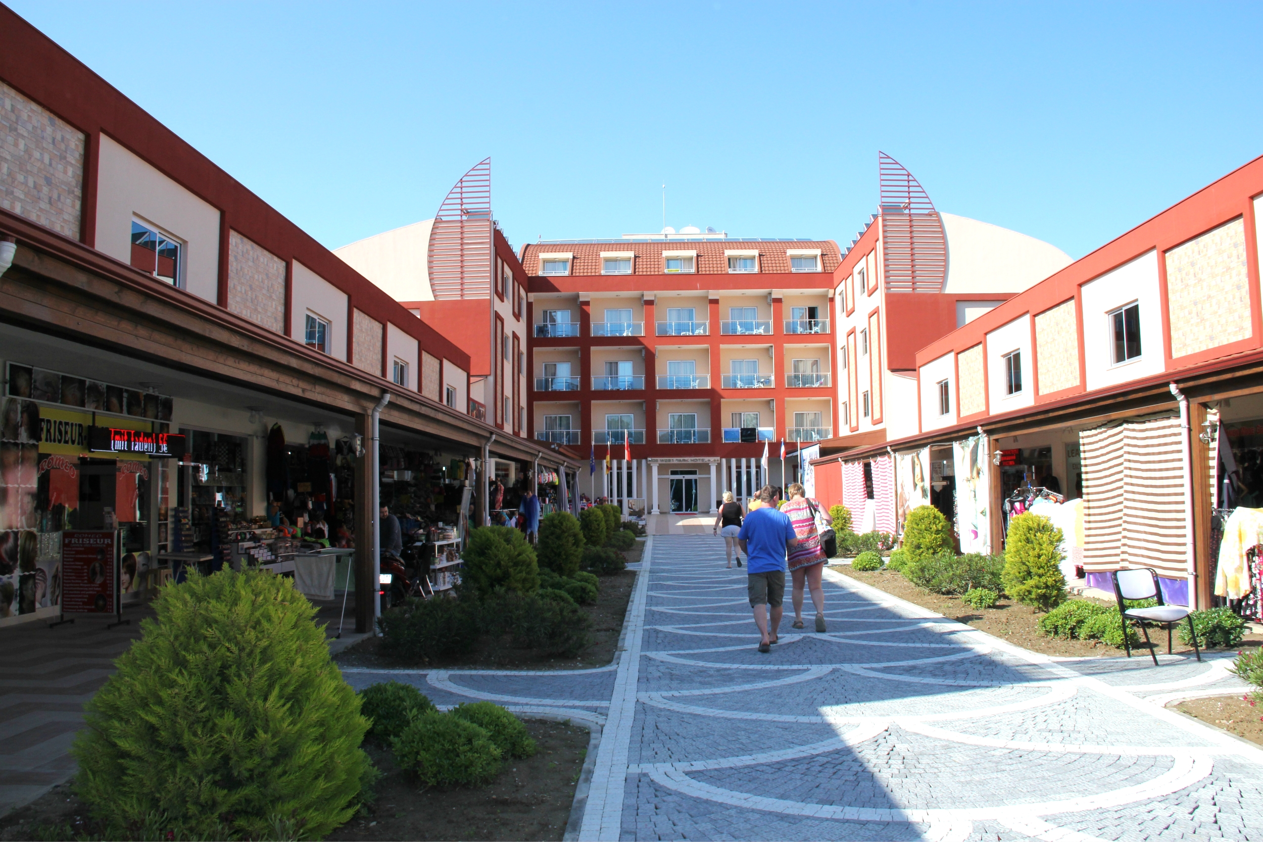 Side West Park Hotel 23/24