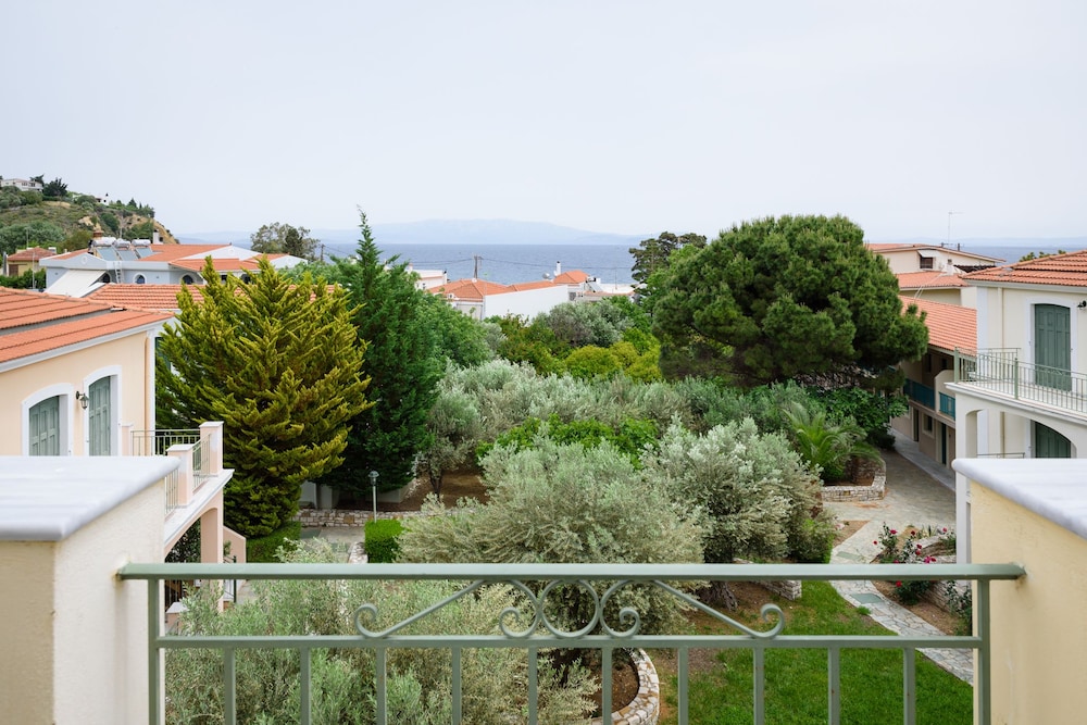 Kyveli Apartments 42/50