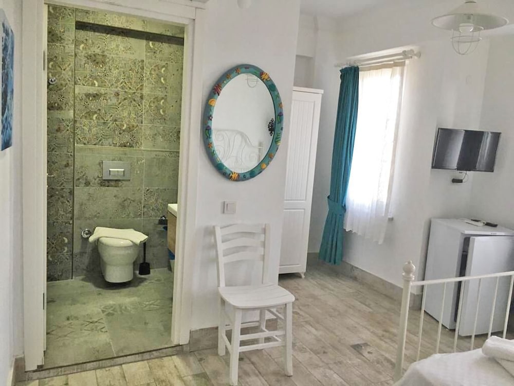 Capari Bozcaada Otel 21/22