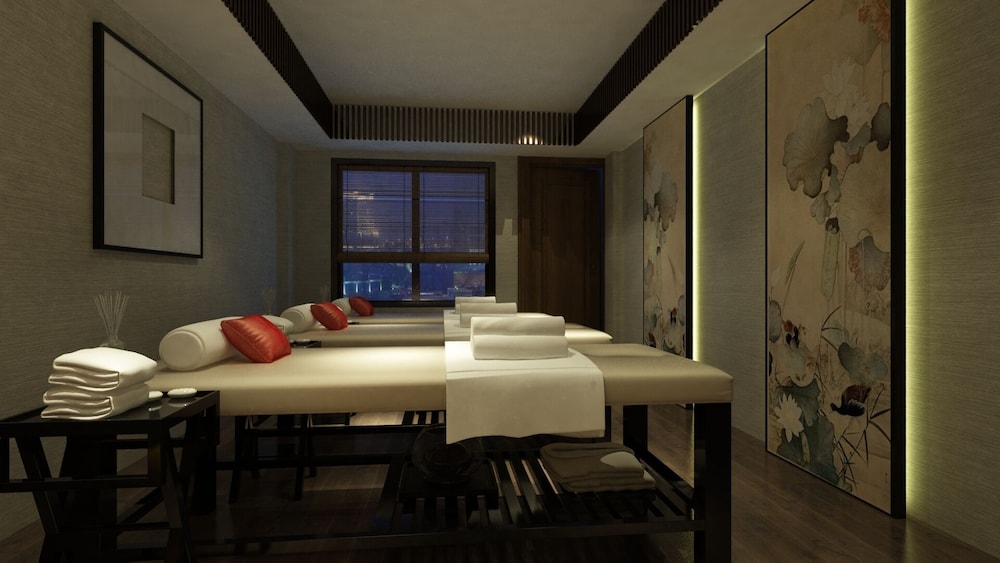 The West Hotel & Spa 39/50
