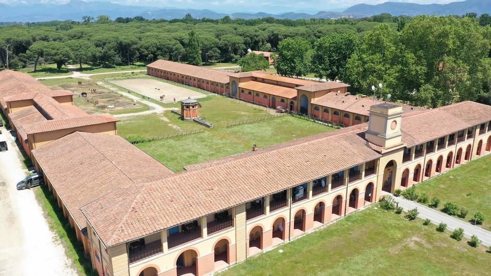 Casale La Sterpaia 30/52