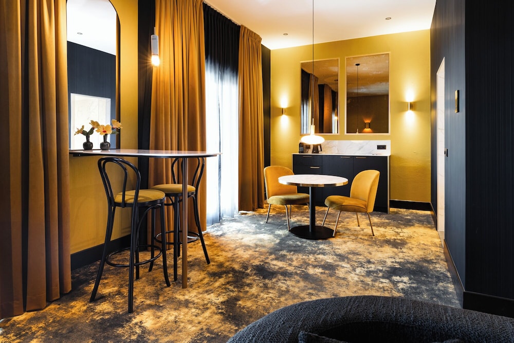 Theaterhotel de Oranjerie 47/61