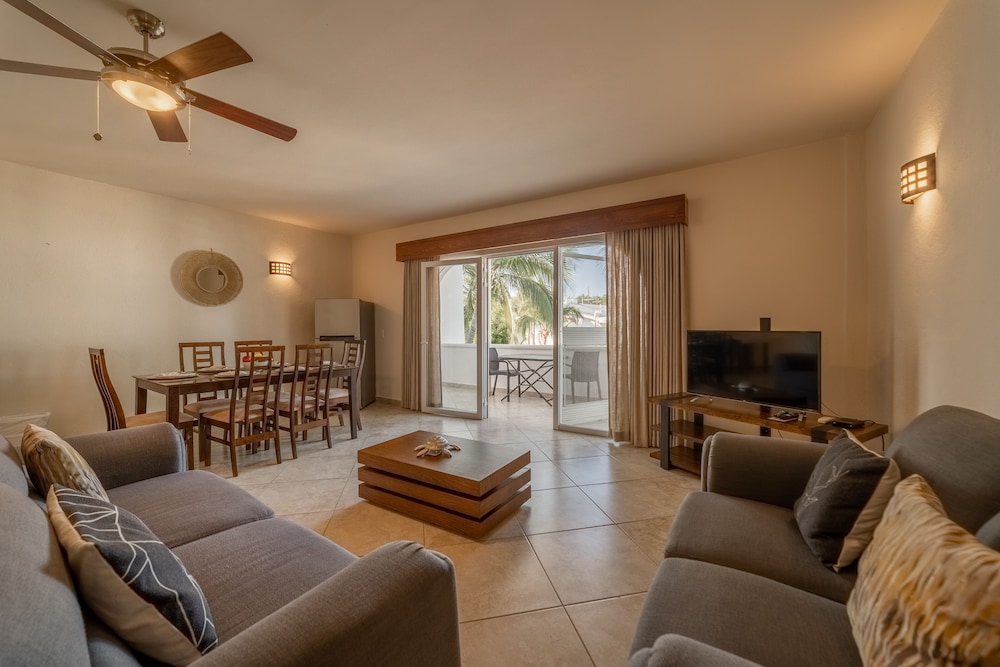 Club Del Moro Hotel Suites 41/72