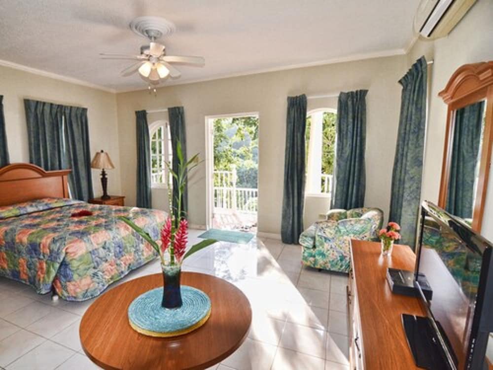 Tropical Lagoon Resort 17/29
