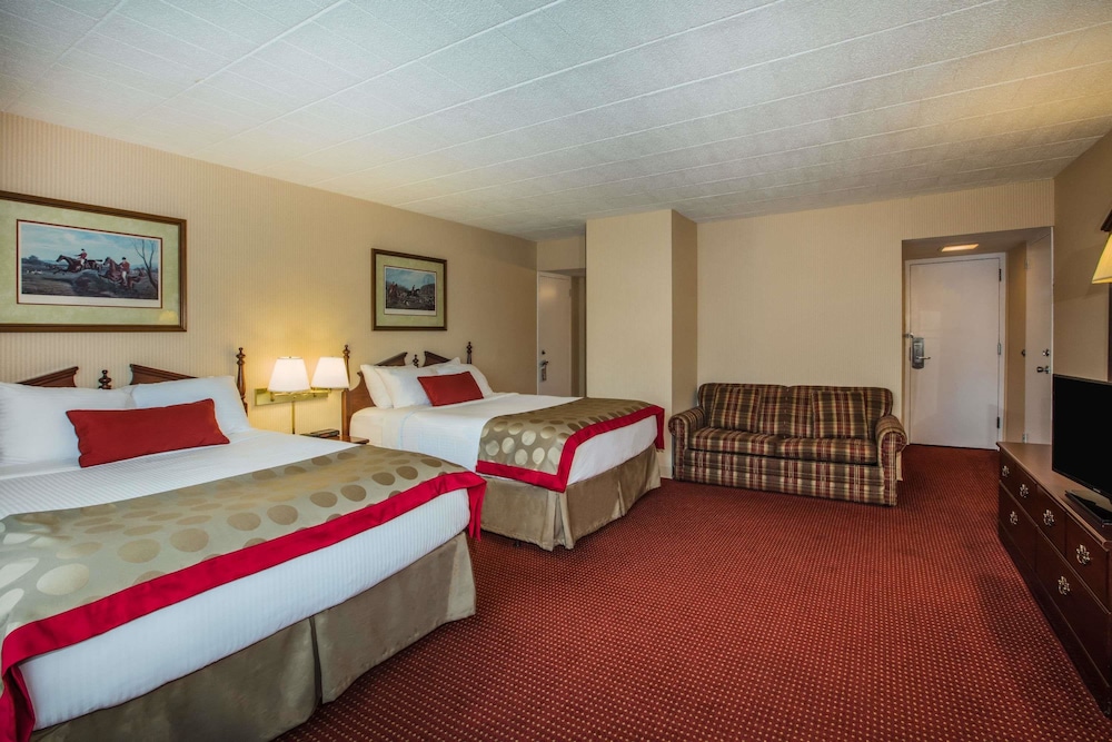 Ramada by Wyndham Ligonier 9/42