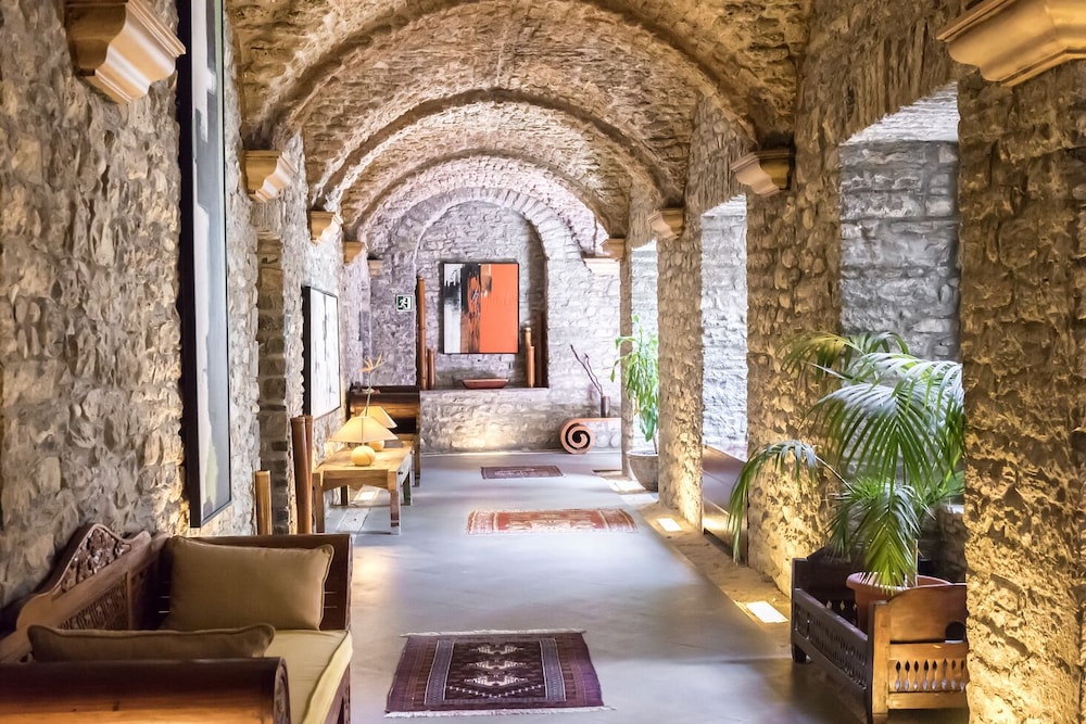 Hotel & Spa Monasterio de Boltana 25/40