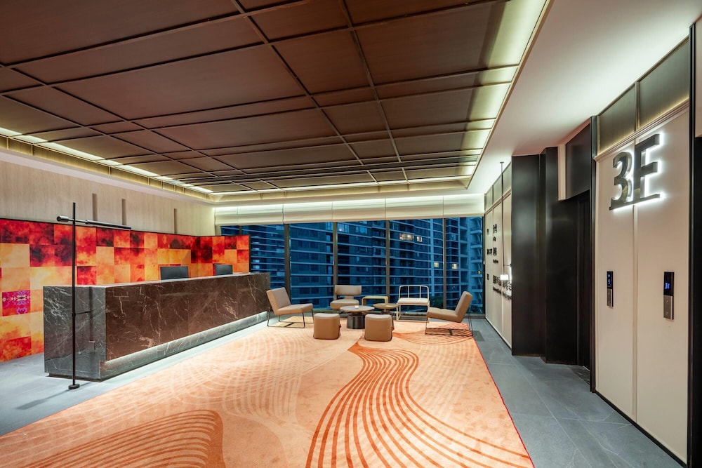 Hawthorn by Wyndham Yueyang Railway East Station 10/18