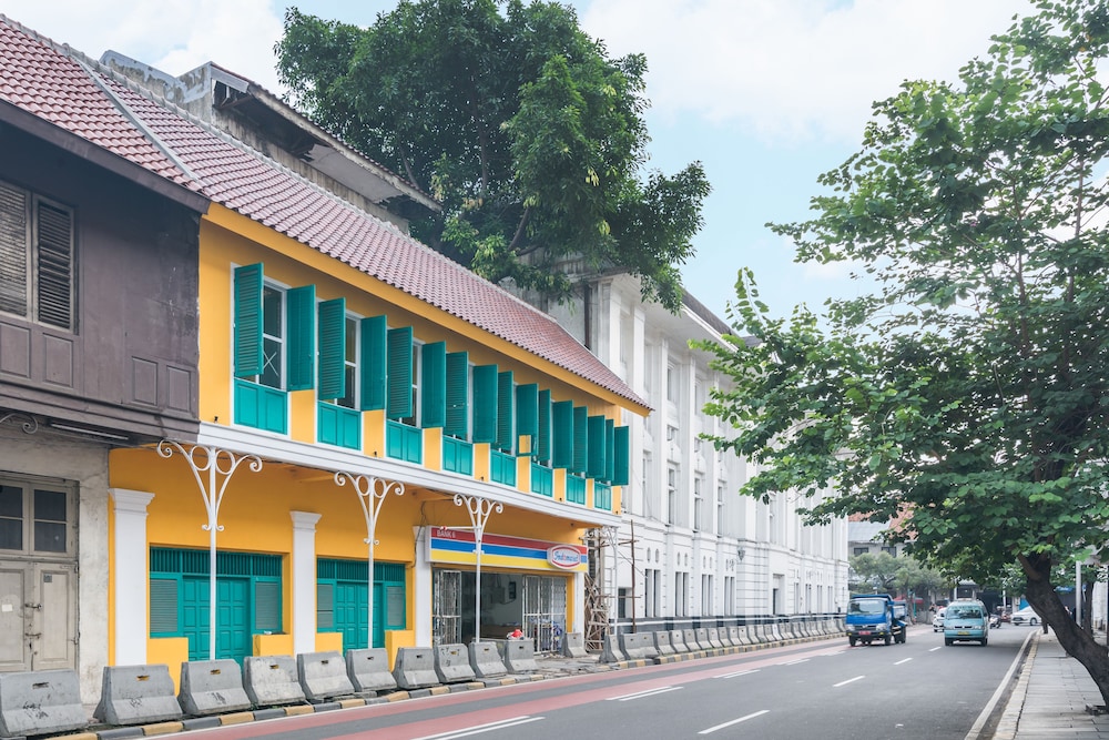 Wonderloft Hostel 3/63