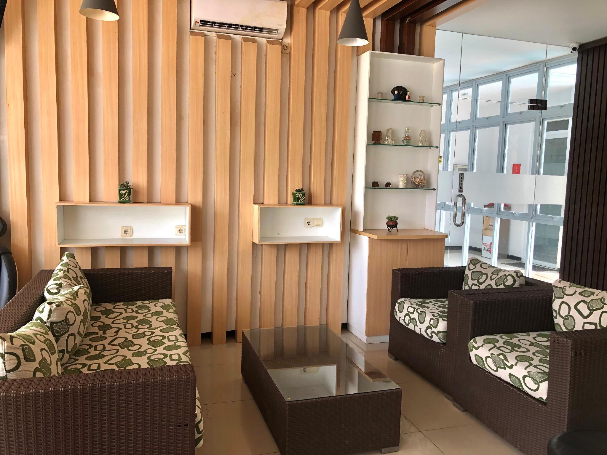 Hotel SG17 TUBAN 25/31