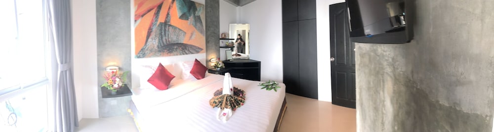 The Front Hotel And Apartment 47/76