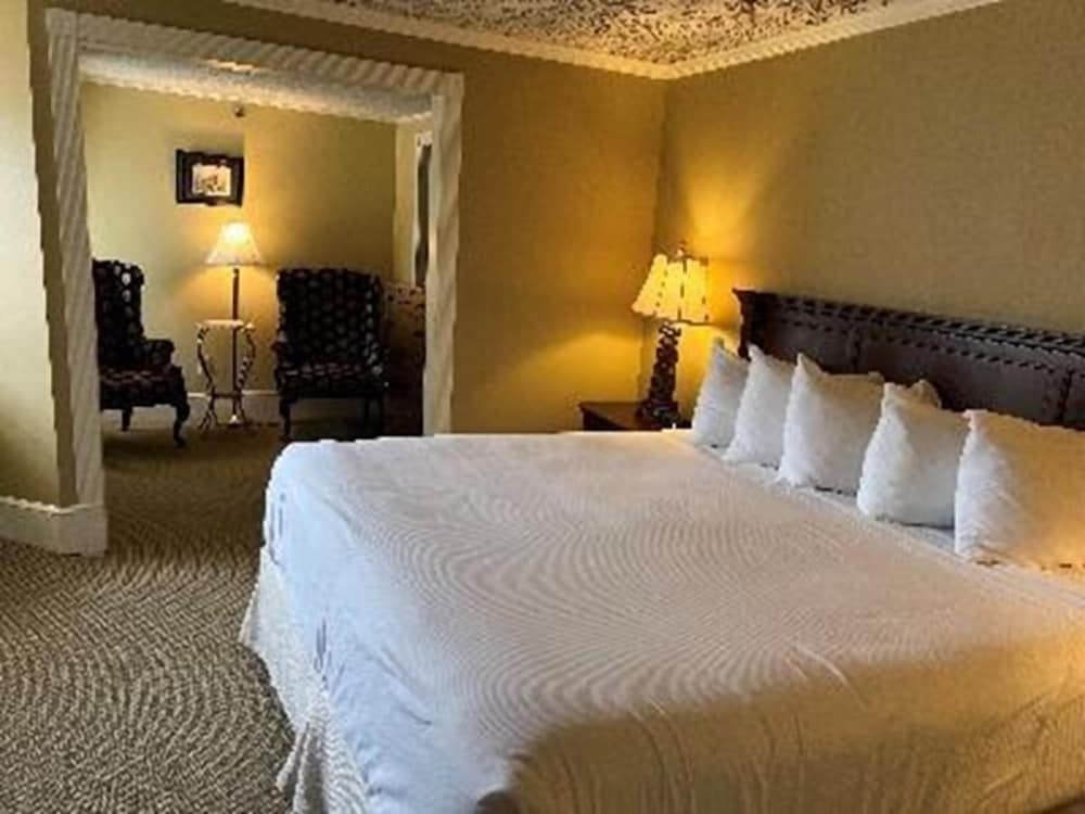 Stafford s Bay View Inn 6/50