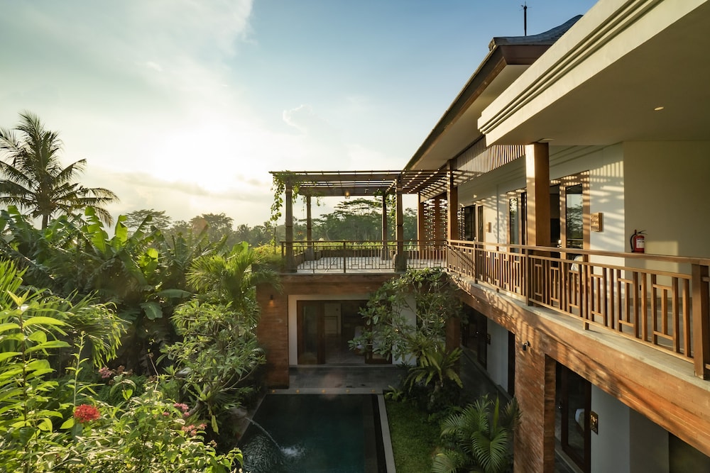 Villa Umah Shanti 48/50