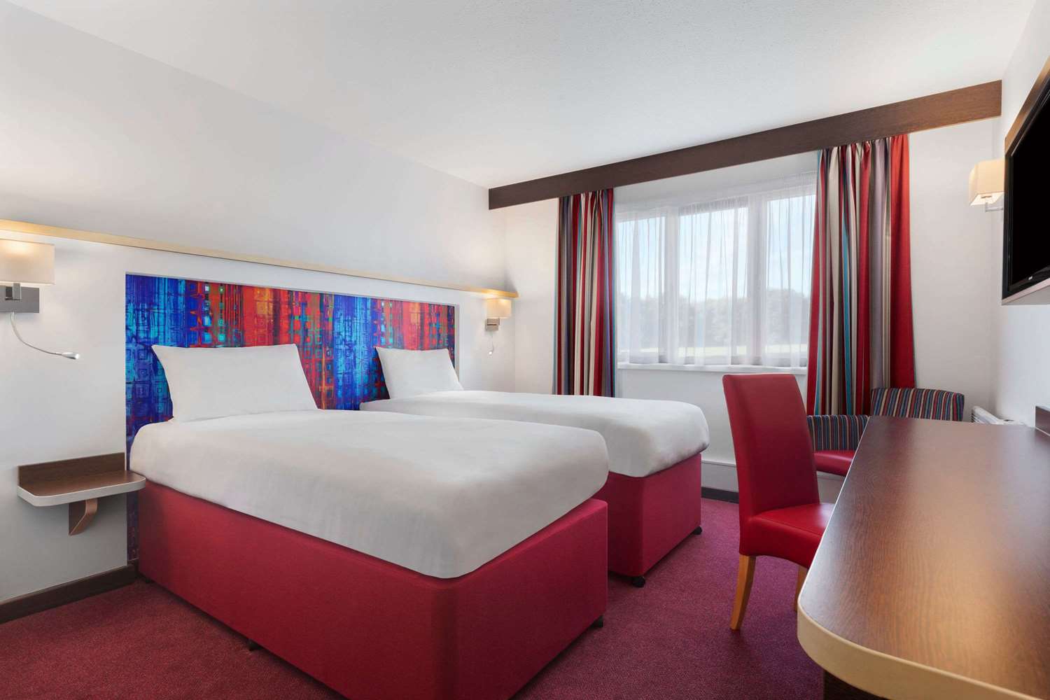 Ramada by Wyndham Milton Keynes 12/47