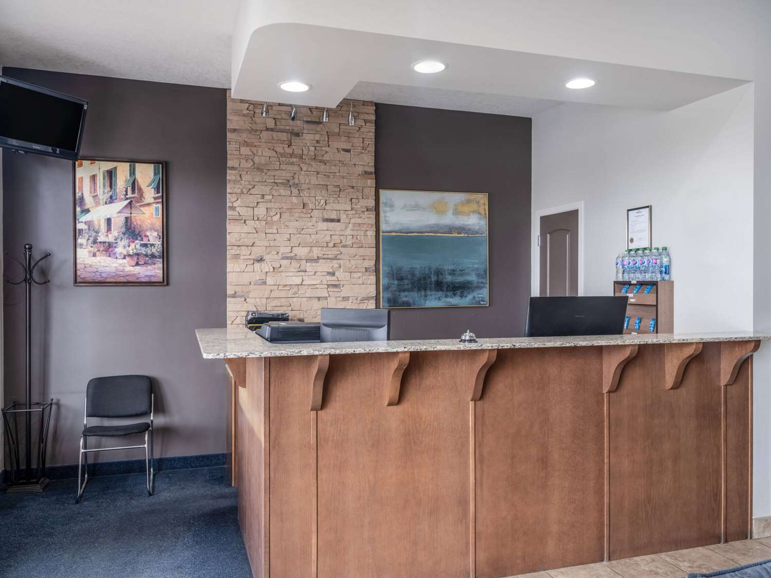 Travelodge By Wyndham Wetaskiwin 4/27