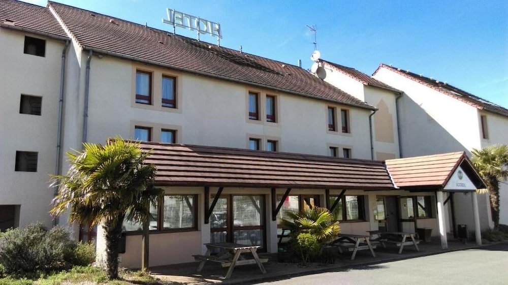 B&B HOTEL Chatellerault in CHATELLERAULT