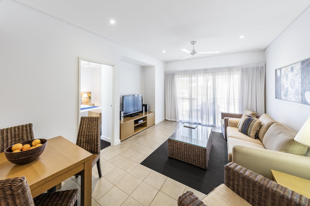 Oaks Broome Hotel 27/48