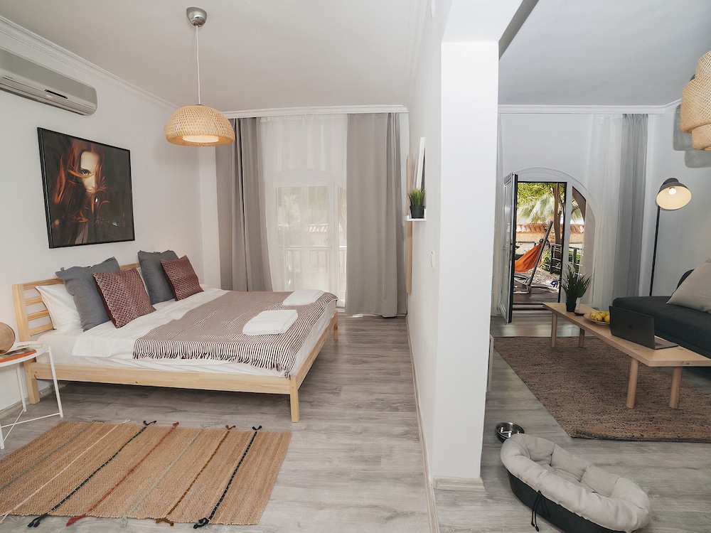 1 BEDROOM, COMFORT, APARTMENT, TERRACE, GARDEN AREA