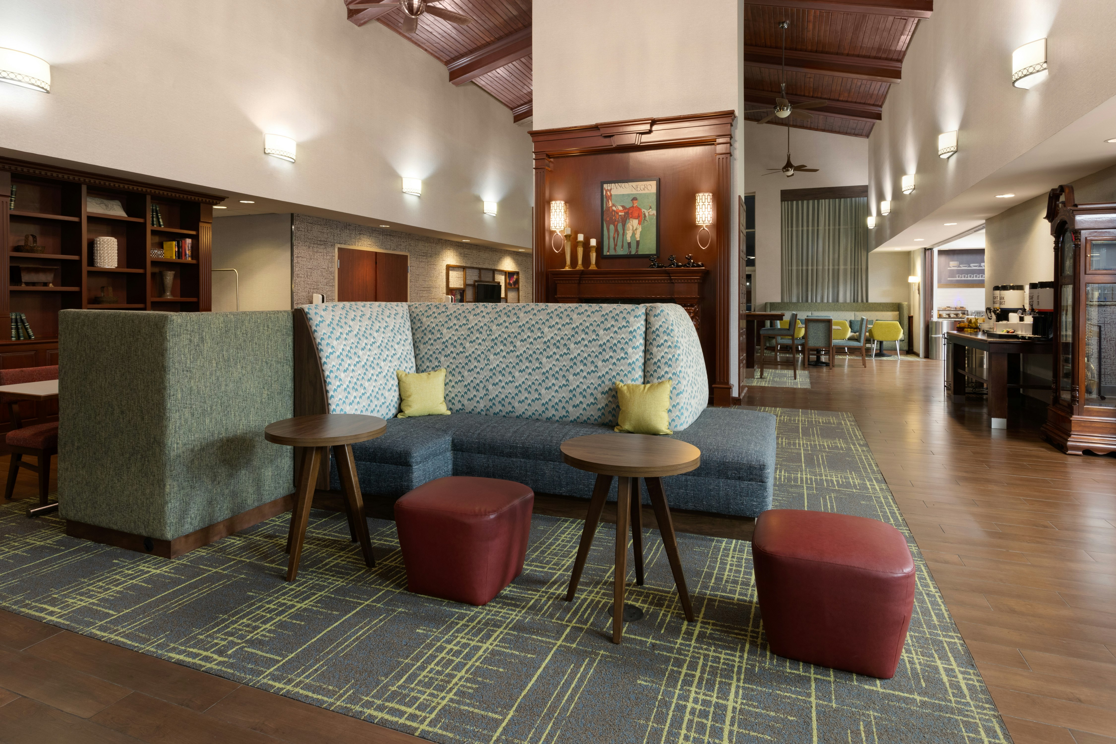 Hampton Inn Suites Scottsburg 59/82