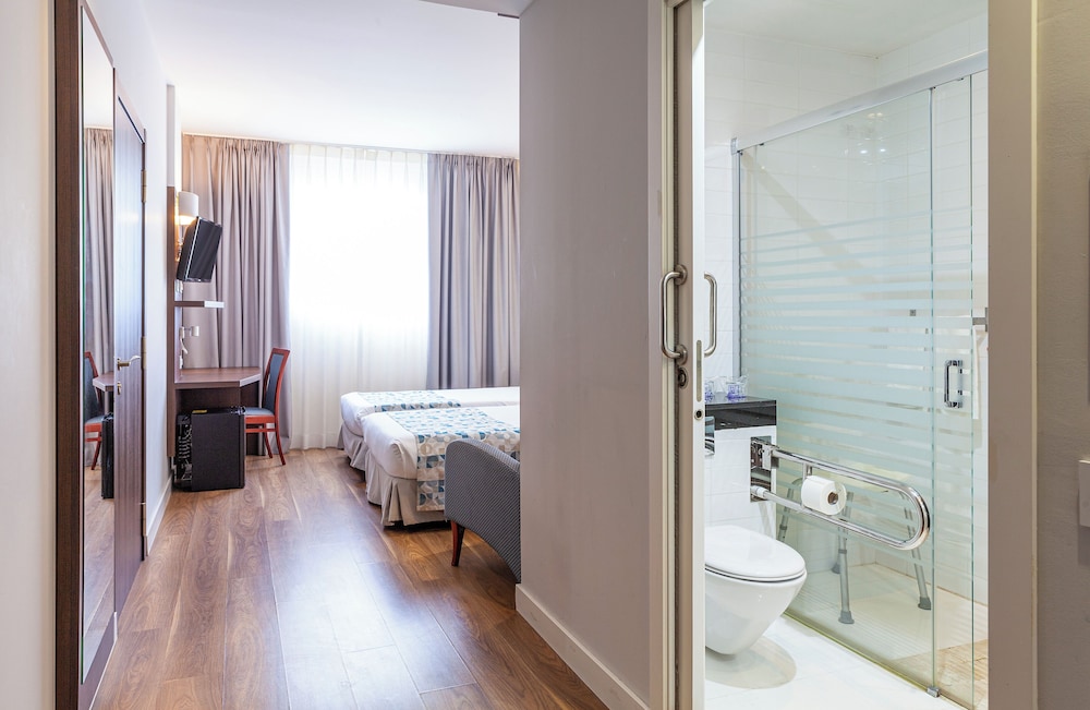 Hotel Olympia Universidades 61/62