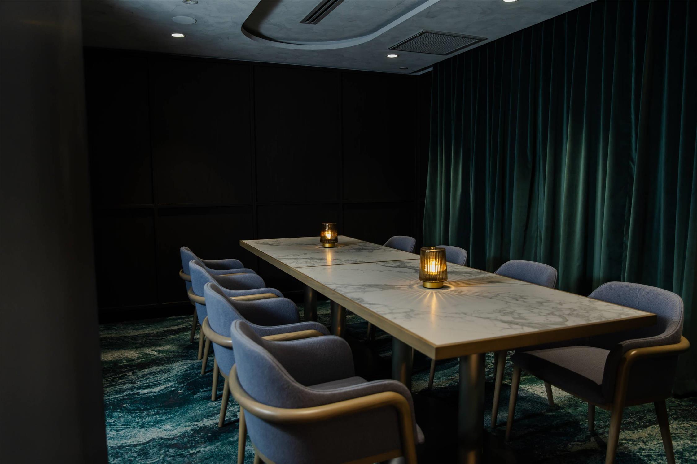 Quality Hotel Bayside Geelong 25/27