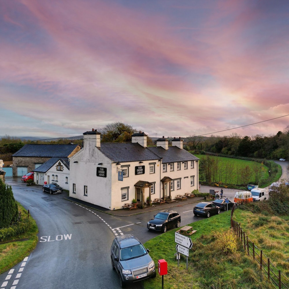 The Derby Arms 3/35